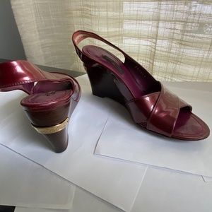 Louis Vuitton burgundy pat leather ankle strap wedge heels mules 35 open toe